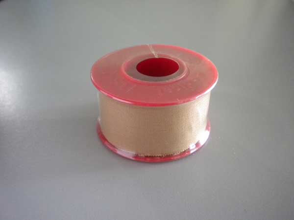 leukoplast 2.5 cm x 4.5 m