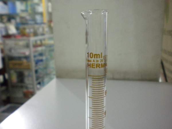 gelas ukur herma 10