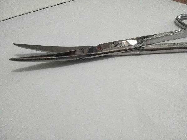 yamco bengkok tajam tajam