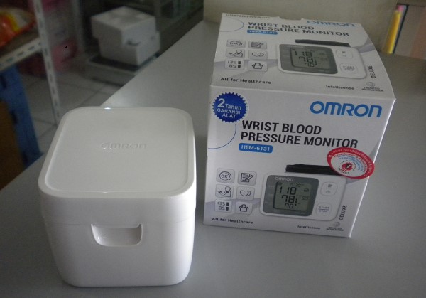 tensimeter omron hem6131.b