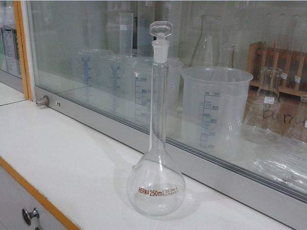 labu ukur herma 250ml