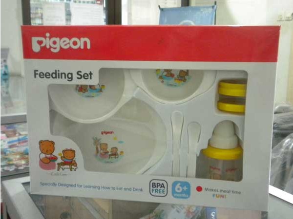 pigeon feeding set with training cup