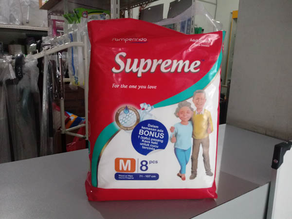 pampers supreme m8